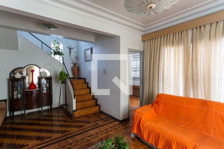 Sala 2 de casa para alugar com 7 quartos, 324m² em Floresta, Belo Horizonte