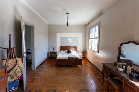 Quarto 1 de casa para alugar com 7 quartos, 324m² em Floresta, Belo Horizonte