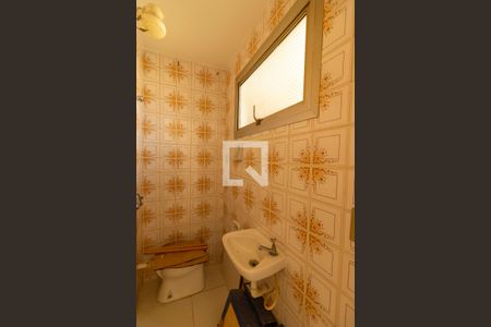 Apartamento para alugar com 126m², 3 quartos e 1 vaga Apartamento para alugar com 126m², 3 quartos e 1 vagaBanheiro de Serviço