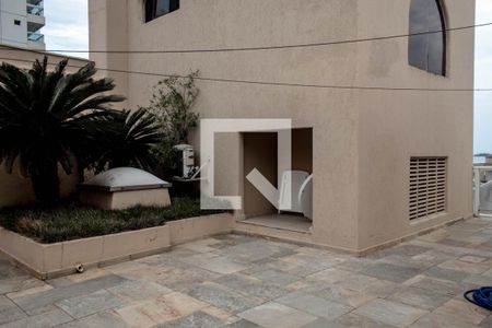 Apartamento para alugar com 600m², 5 quartos e sem vaga Apartamento para alugar com 600m², 5 quartos e sem vagaTerraço