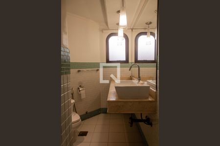 Apartamento para alugar com 600m², 5 quartos e sem vaga Apartamento para alugar com 600m², 5 quartos e sem vagaBanheiro da Suíte 3