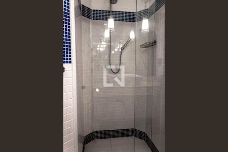 Apartamento para alugar com 600m², 5 quartos e sem vaga Apartamento para alugar com 600m², 5 quartos e sem vagaBanheiro da Suíte 2