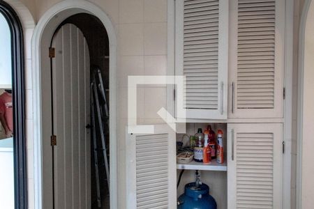 Apartamento para alugar com 600m², 5 quartos e sem vaga Apartamento para alugar com 600m², 5 quartos e sem vagaÁrea de Serviço