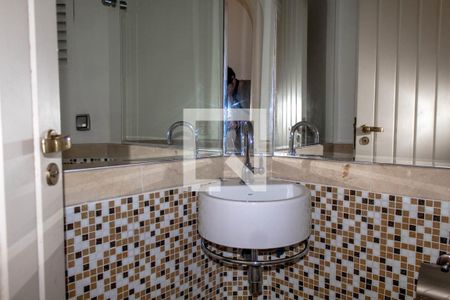 Apartamento para alugar com 600m², 5 quartos e sem vaga Apartamento para alugar com 600m², 5 quartos e sem vagaLavabo