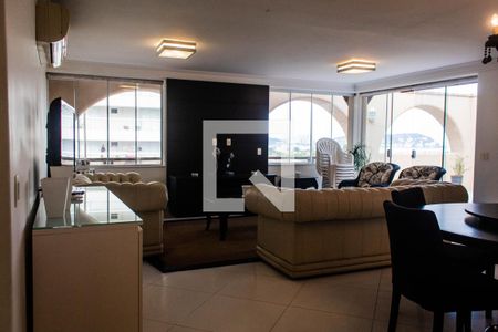 Sala de apartamento para alugar com 5 quartos, 600m² em Enseada, Guarujá