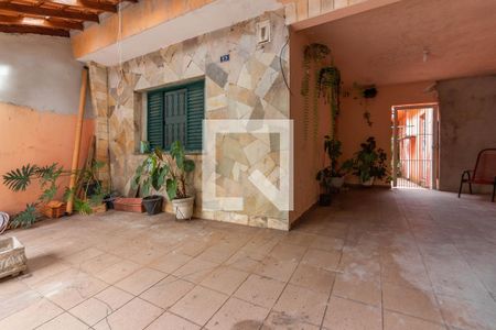 Casa à venda com 100m², 2 quartos e 3 vagas Casa à venda com 100m², 2 quartos e 3 vagasGaragem