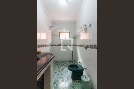 Banheiro de casa à venda com 2 quartos, 100m² em Moinho Velho, São Paulo