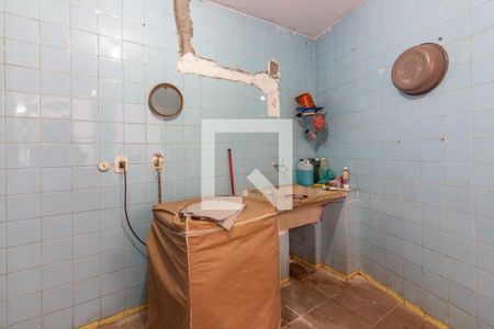 Casa à venda com 100m², 2 quartos e 3 vagas Casa à venda com 100m², 2 quartos e 3 vagasÁrea de Serviço