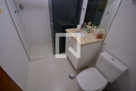 Apartamento para alugar com 65m², 2 quartos e 1 vagaBanheiro Social