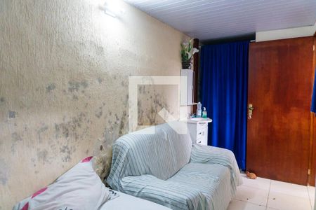 Casa à venda com 75m², 2 quartos e 2 vagas Casa à venda com 75m², 2 quartos e 2 vagasEscritório