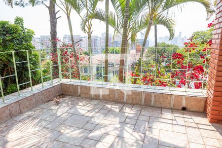 Casa à venda com 280m², 4 quartos e 5 vagas Casa à venda com 280m², 4 quartos e 5 vagasSacada da Suíte 1