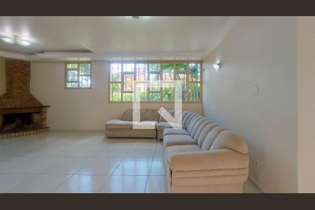 Casa para alugar com 4 quartos, 280m² em Vila Ipojuca, São Paulo