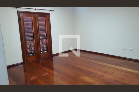 Quarto de casa à venda com 4 quartos, 500m² em Interlagos, São Paulo