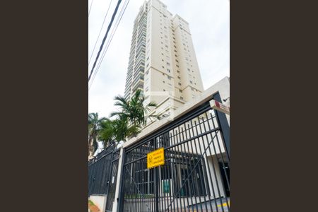 Apartamento para alugar com 81m², 3 quartos e 1 vaga Apartamento para alugar com 81m², 3 quartos e 1 vagaFachada e portaria