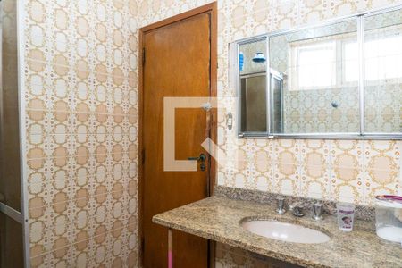 Casa à venda com 380m², 4 quartos e 4 vagasBanheiro Social