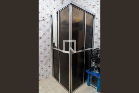 Casa à venda com 380m², 4 quartos e 4 vagasBanheiro da Suíte Detalhe