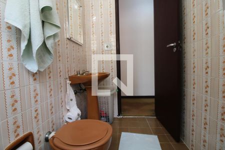 Casa à venda com 115m², 3 quartos e 2 vagasBanheiro da suíte