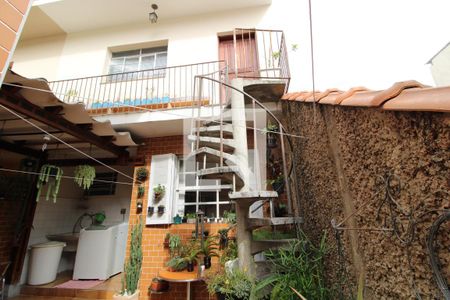 Casa à venda com 115m², 3 quartos e 2 vagasEdícula