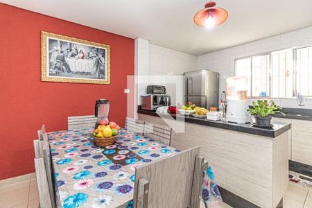 Casa à venda com 194m², 3 quartos e 2 vagasCozinha 1