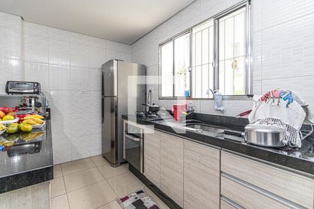Casa à venda com 194m², 3 quartos e 2 vagasCozinha 1