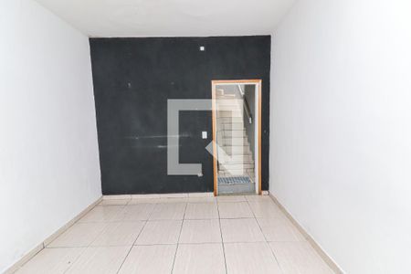 Casa à venda com 76m², 2 quartos e 2 vagasSala