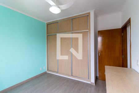 Quarto 1 de apartamento para alugar com 2 quartos, 64m² em Vila Itapura, Campinas