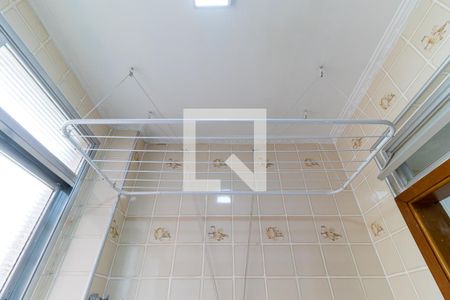 Apartamento para alugar com 64m², 2 quartos e 1 vagaÁrea de serviço