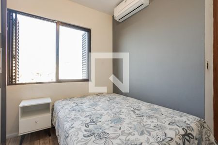 Quarto 1 de apartamento à venda com 2 quartos, 52m² em Sarandi, Porto Alegre