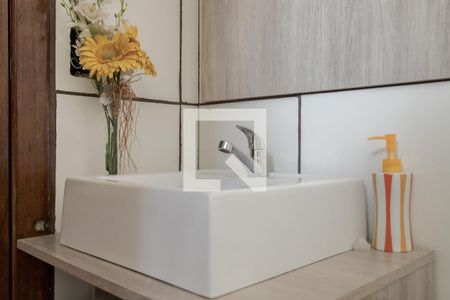 Apartamento à venda com 52m², 2 quartos e 1 vaga Apartamento à venda com 52m², 2 quartos e 1 vagaBanheiro