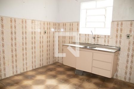 Casa à venda com 360m², 3 quartos e 4 vagasCozinha 2