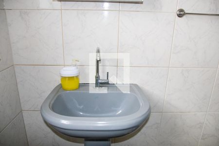 Casa à venda com 360m², 3 quartos e 4 vagasBanheiro 1