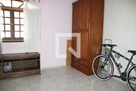 Casa à venda com 360m², 3 quartos e 4 vagasQuarto 2