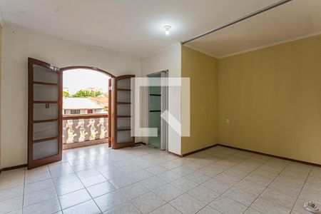 Casa para alugar com 217m², 3 quartos e 1 vaga Casa para alugar com 217m², 3 quartos e 1 vagaSuite