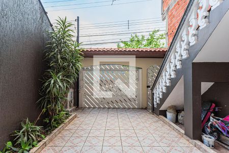 Garagem de casa à venda com 3 quartos, 217m² em Jardim Las Vegas, Santo André