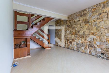 Casa à venda com 3 quartos, 217m² em Jardim Las Vegas, Santo André