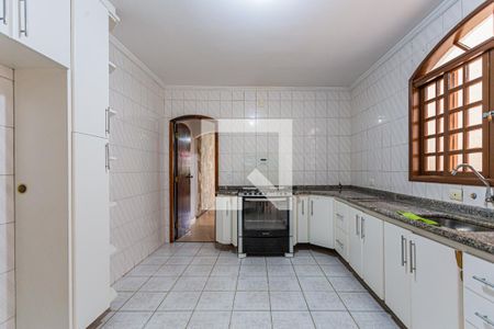 Casa para alugar com 217m², 3 quartos e 1 vaga Casa para alugar com 217m², 3 quartos e 1 vagaCozinha