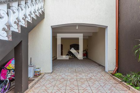 Casa para alugar com 217m², 3 quartos e 1 vaga Casa para alugar com 217m², 3 quartos e 1 vagaGaragem