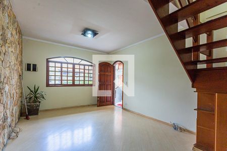 Sala de casa para alugar com 3 quartos, 217m² em Jardim Las Vegas, Santo André