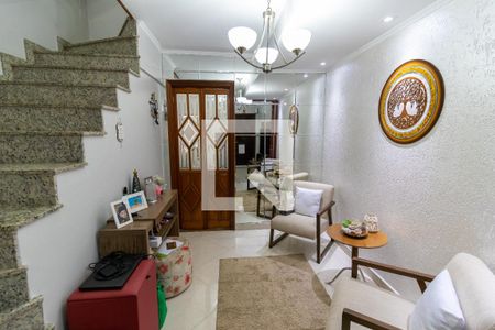 Sala de Estar de casa à venda com 2 quartos, 150m² em Vila Regina, São Paulo