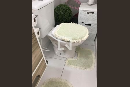 Casa para alugar com 75m², 2 quartos e 1 vaga Casa para alugar com 75m², 2 quartos e 1 vagaBanheiro 1