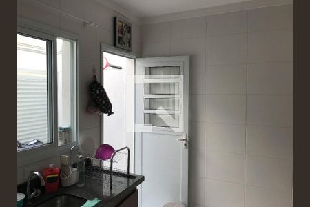 Casa para alugar com 75m², 2 quartos e 1 vaga Casa para alugar com 75m², 2 quartos e 1 vagaCozinha