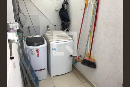 Casa para alugar com 75m², 2 quartos e 1 vaga Casa para alugar com 75m², 2 quartos e 1 vagaÁrea de Serviço