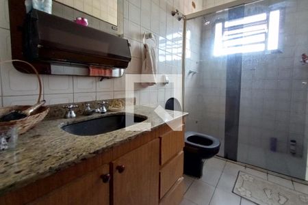 Casa à venda com 515m², 3 quartos e 2 vagasBanheiro 2