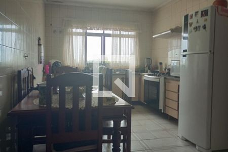 Casa à venda com 515m², 3 quartos e 2 vagasCozinha