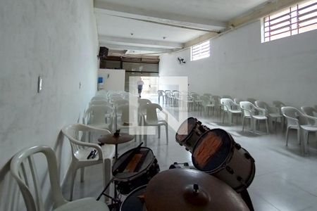 Casa à venda com 515m², 3 quartos e 2 vagasSalão 2