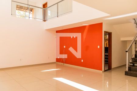 Sala de casa para alugar com 4 quartos, 250m² em Trevo, Belo Horizonte
