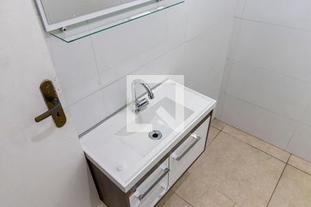 Casa para alugar com 55m², 2 quartos e sem vagaBanheiro