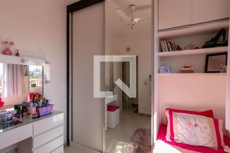 Casa à venda com 120m², 3 quartos e 1 vaga Casa à venda com 120m², 3 quartos e 1 vagaQuarto 2