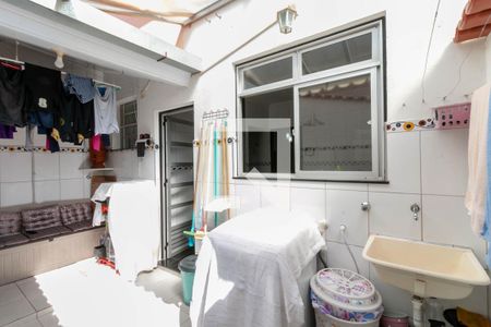 Casa à venda com 120m², 3 quartos e 1 vaga Casa à venda com 120m², 3 quartos e 1 vagaÁrea de Serviço