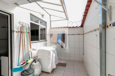 Casa à venda com 120m², 3 quartos e 1 vaga Casa à venda com 120m², 3 quartos e 1 vagaÁrea de Serviço